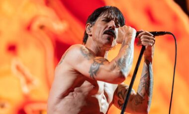 Scoperta scioccante : Anthony Kiedis, il biopic segreto svelato da Universal