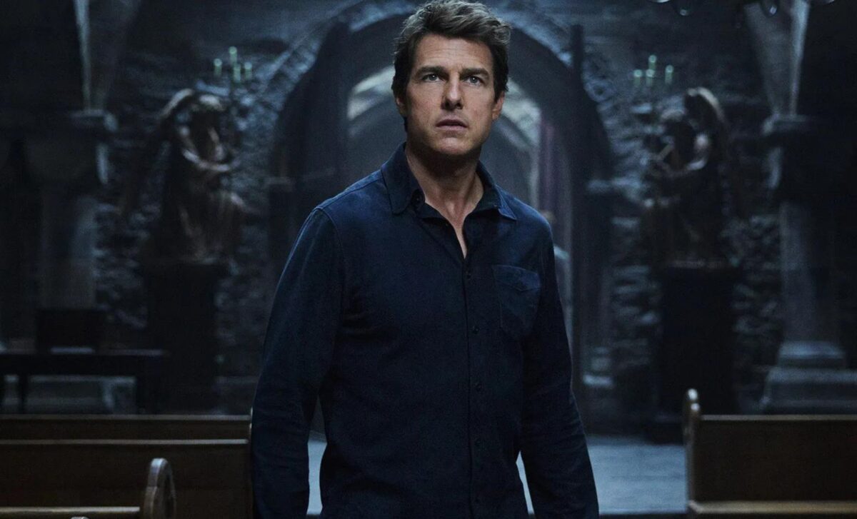 Tom Cruise in azione su Italia 1 : un universo oscuro che vacilla