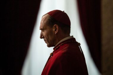 Conclave : potere e misteri nel film sulla battaglia per il nuovo Papa